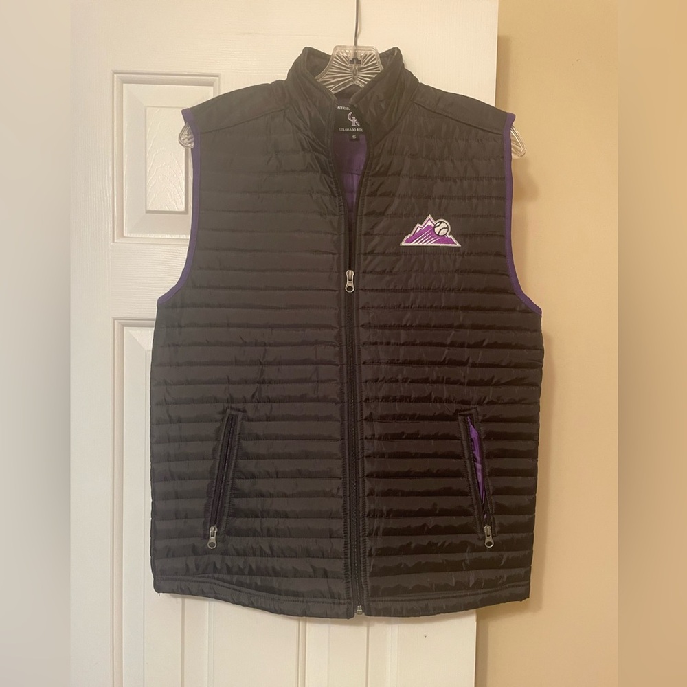 Official Colorado Rockies Vest Mens S Black Puffer Full Zip NWOT